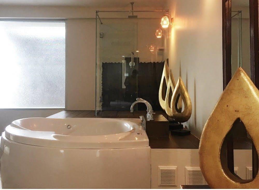 Vana Wellness Resort Nong Khai Extérieur photo