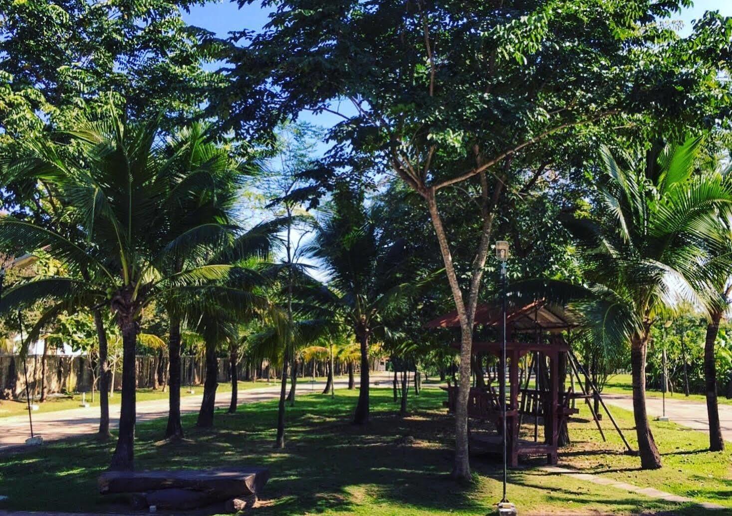 Vana Wellness Resort Nong Khai Extérieur photo